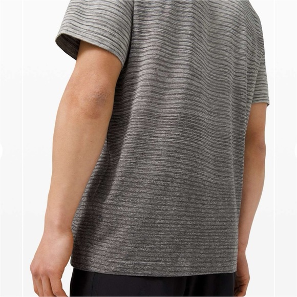 Lululemon Metal Vent Tech Short Sleeve 2.0 Wave Fade Graphite Grey / Vapor Sz XL - Picture 3 of 13
